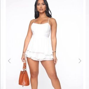 Fashion nova white romper LARGE